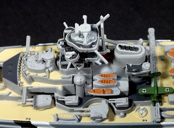 016_Bismarck_model_03_s.jpg
