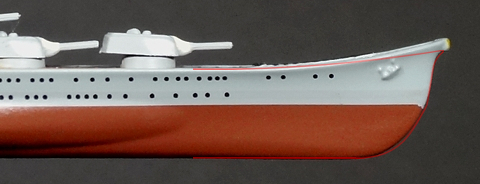 066_Suzuya_model_02b.jpg