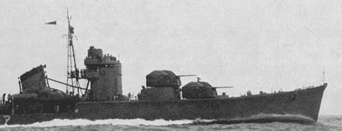 Akizuki_photo_1942_01_s.jpg