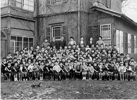 Asahi_youchien_1956.jpg