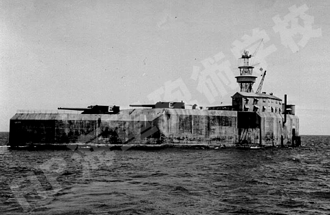 Fort_Drum_photo_02_s.jpg