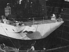 HMS_Hermes_photo_03b.jpg
