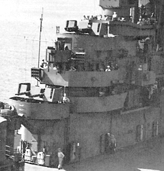 Intrepid_photo_06_s.jpg