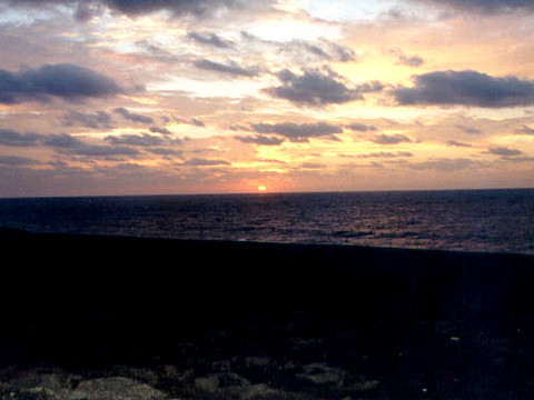 Iwojima_05_photo.jpg