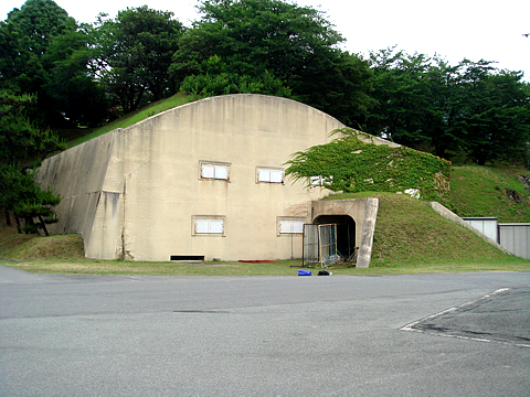 OP-Shelter_H12_s.jpg