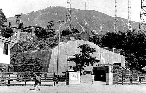 OP-Shelter_S23_01_s.jpg