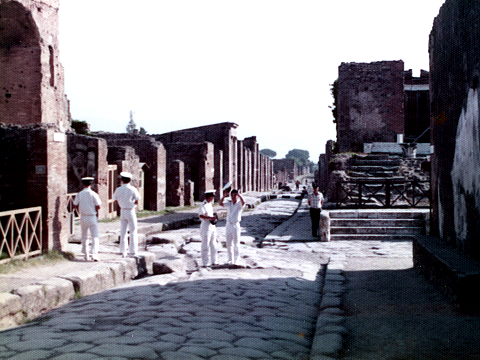 Ponpei_1974_02.jpg