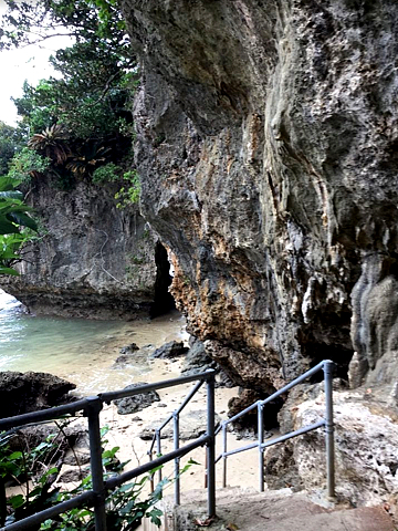 Sabichi_cave_02.JPG