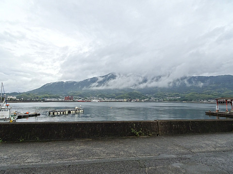 Tone_R020727_03.jpg