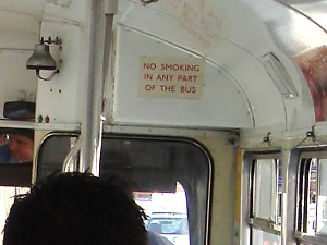 bus_inner_02_s.jpg