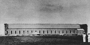 flyingship_hangar_01_s.jpg
