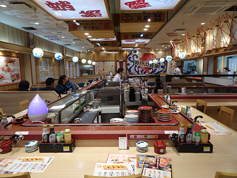 kaitenzushi_R011202_02.jpg