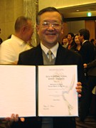 saka_h2211_04_s.jpg